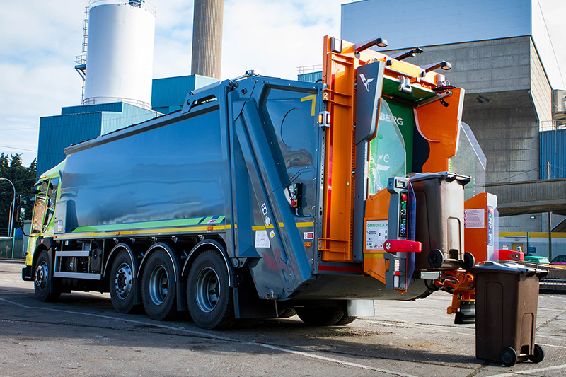 OmniDEKA (E) Electric Bin Lift System